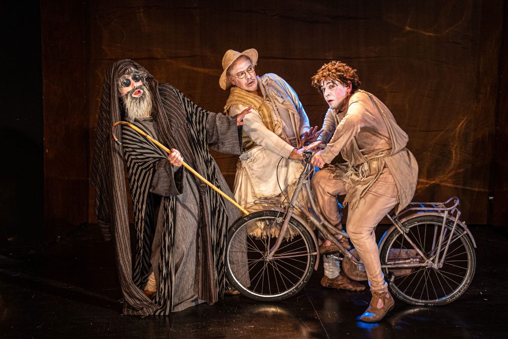 Αθηνόραμα - Αίσωπος και Αριστοφάνης στην Παιδική Σκηνή του Θεάτρου Κάτω απ'τη γέφυρα